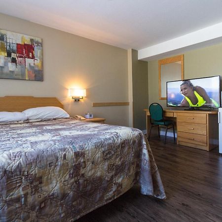 Howey Bay Motel Red Lake Bagian luar foto